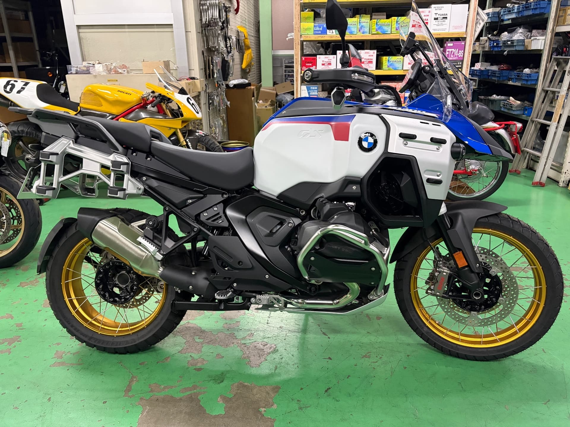 BMW R1300GS ADV